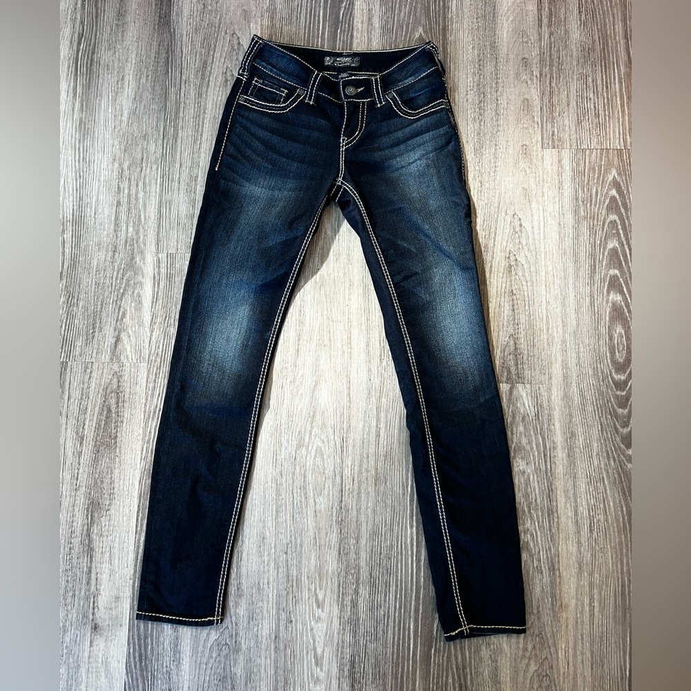 NEW Mid Rise SILVER JEANS